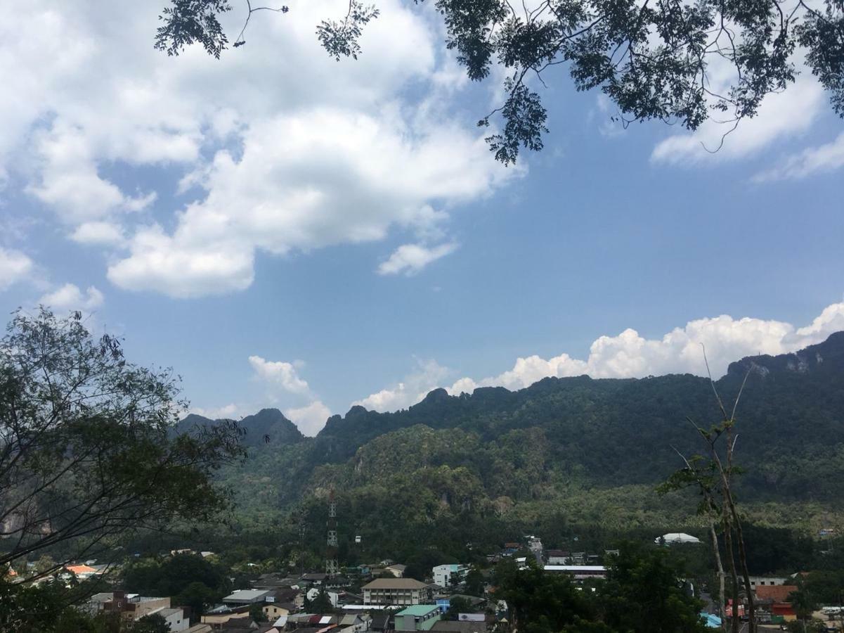 Thaweesuk Heritage Homestay Phang-nga Exterior foto